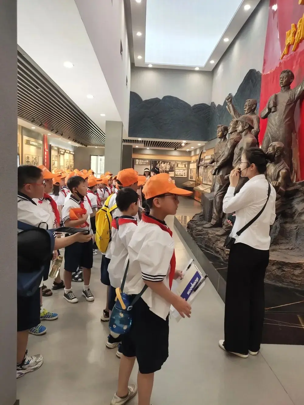 【幸福研学】幸福研学路精彩向未来——焦东路小学三年级开展红色研学活动