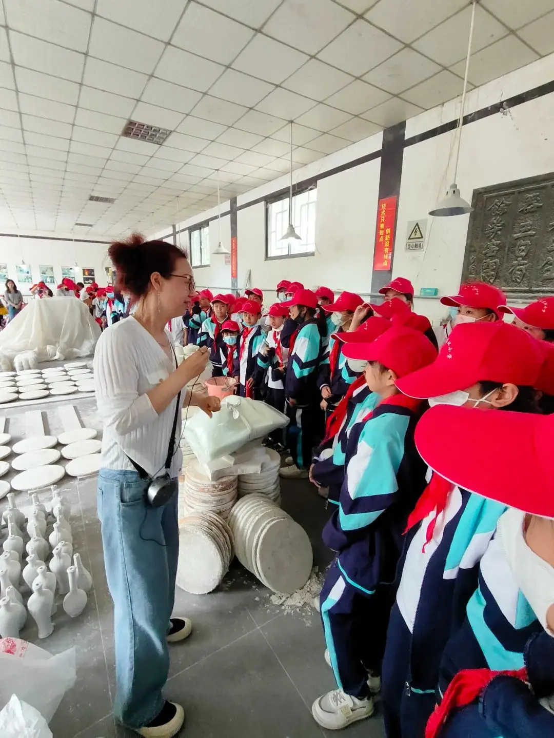 【启悦德育】感受绞胎魅力 传承非遗文化 —东环小学研学活动掠影